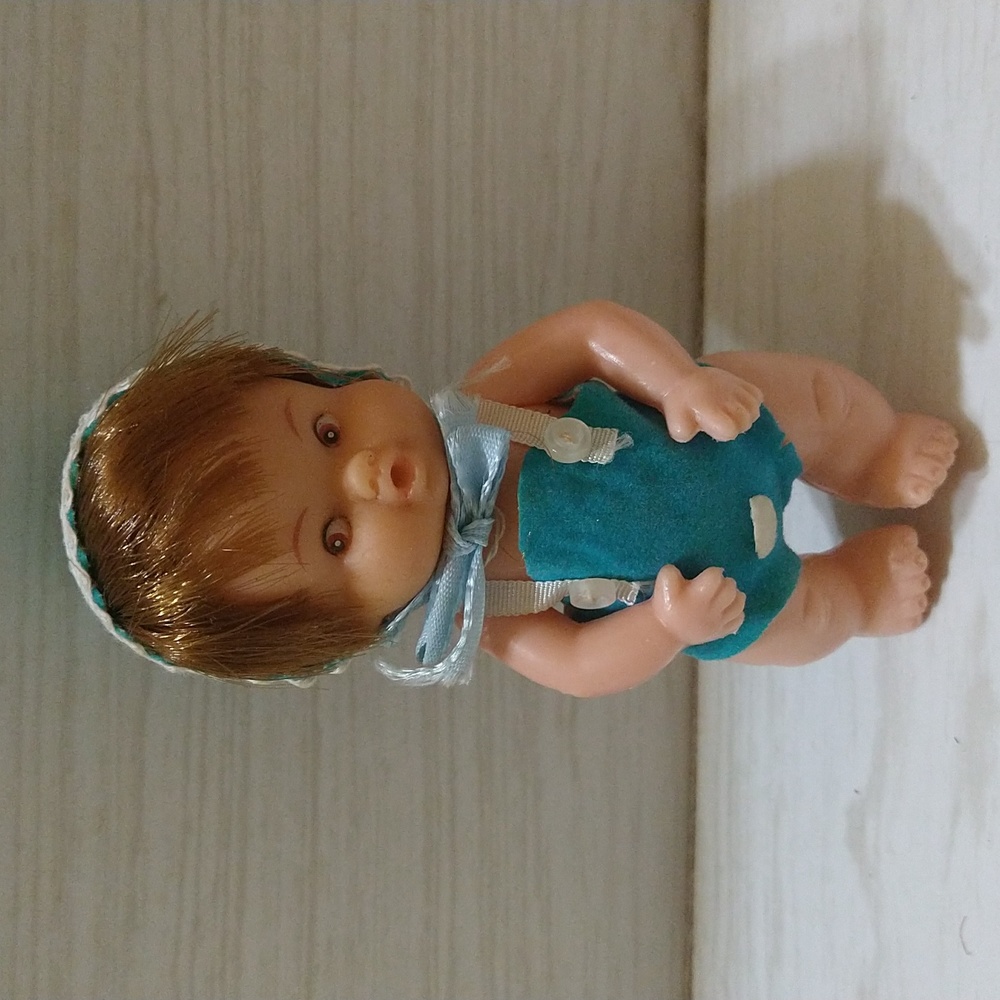 Vintage 1960's Uneeda Baby Doll